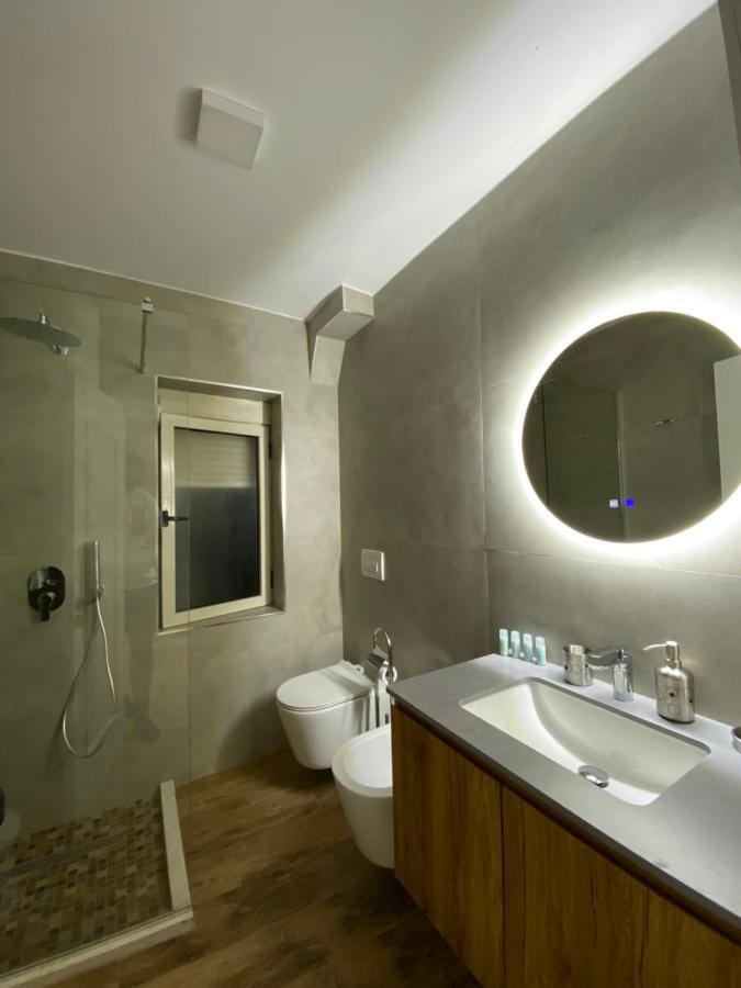 Lucas Downtown Apartment Tirana Exterior foto